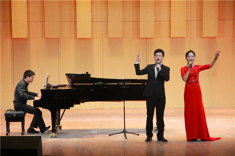 2016051610352073.jpg 中国音乐学院应邀来我院交流演出