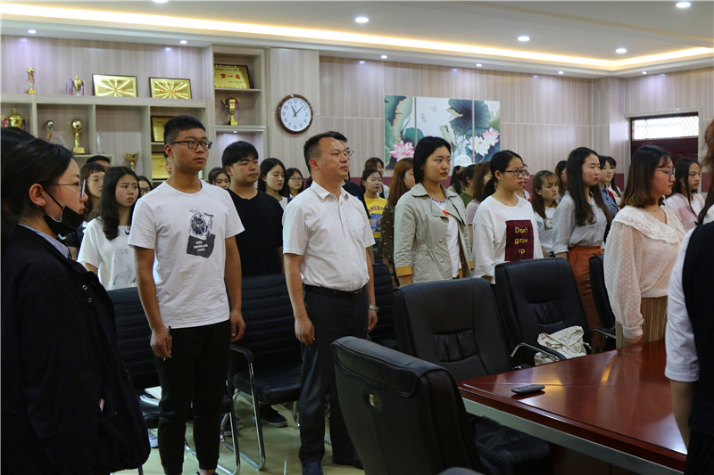 2018050709005513.jpg 我院师生观看纪念马克思诞辰200周年大会